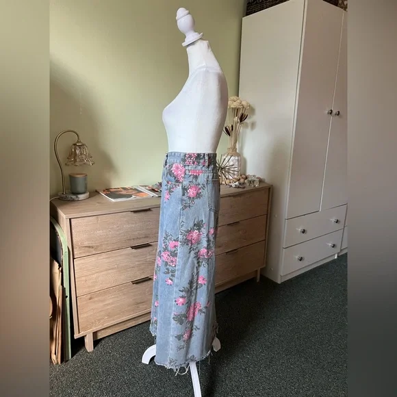 Vintage Cotton Denim Pink Wild Rose Floral Midi Maxi Side Slit High-Waist Skirt - Picture 7 of 16